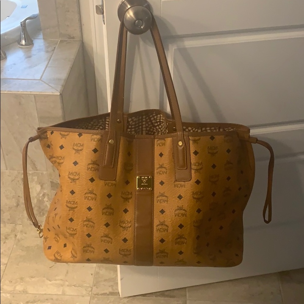 100% Authentic MCM Liz Reversible Large Tote